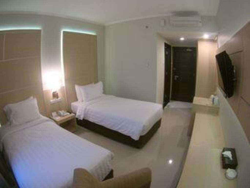 Horison Hotel Сукабуми Экстерьер фото